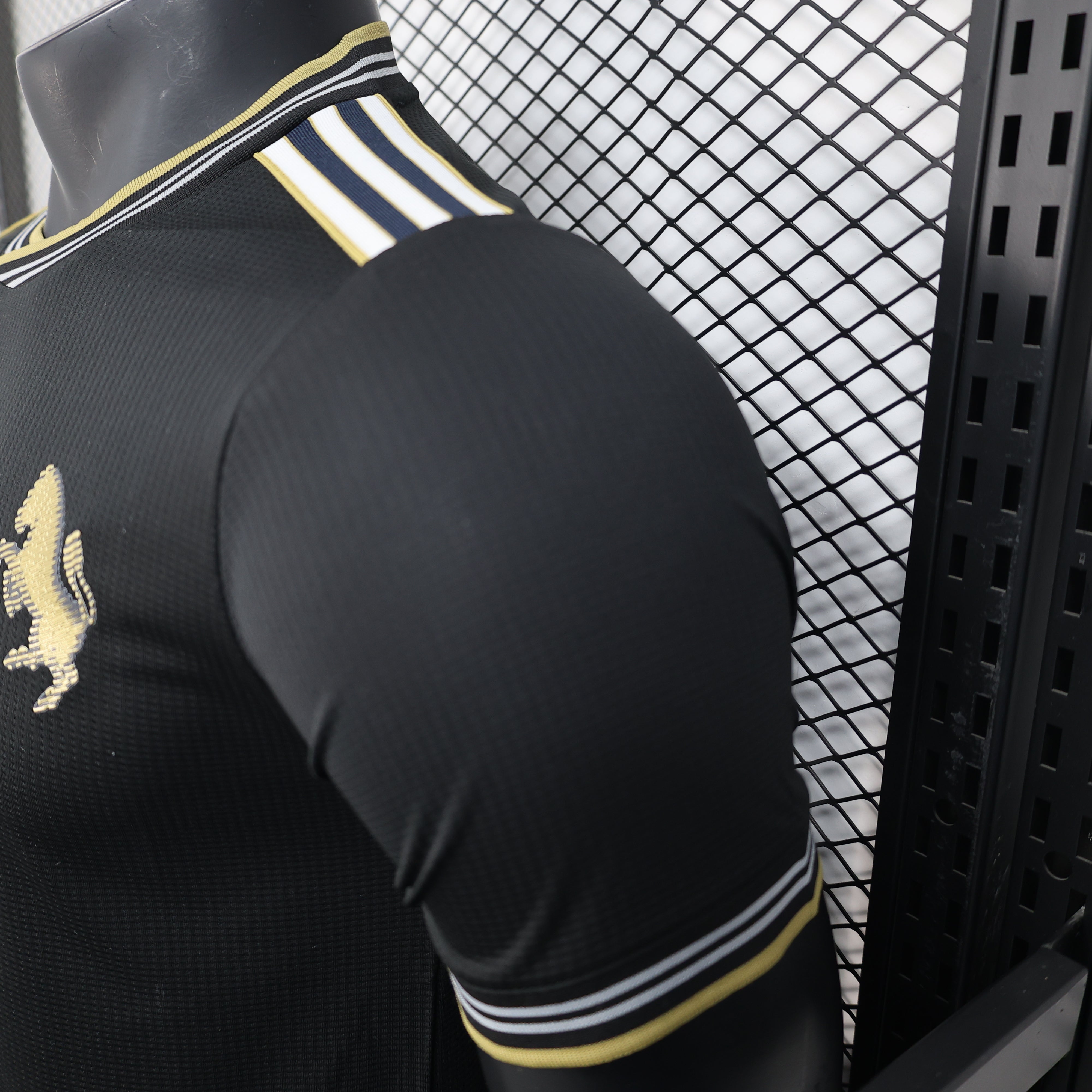 2025-26 Juventus Special Gold-White Player S-2XL