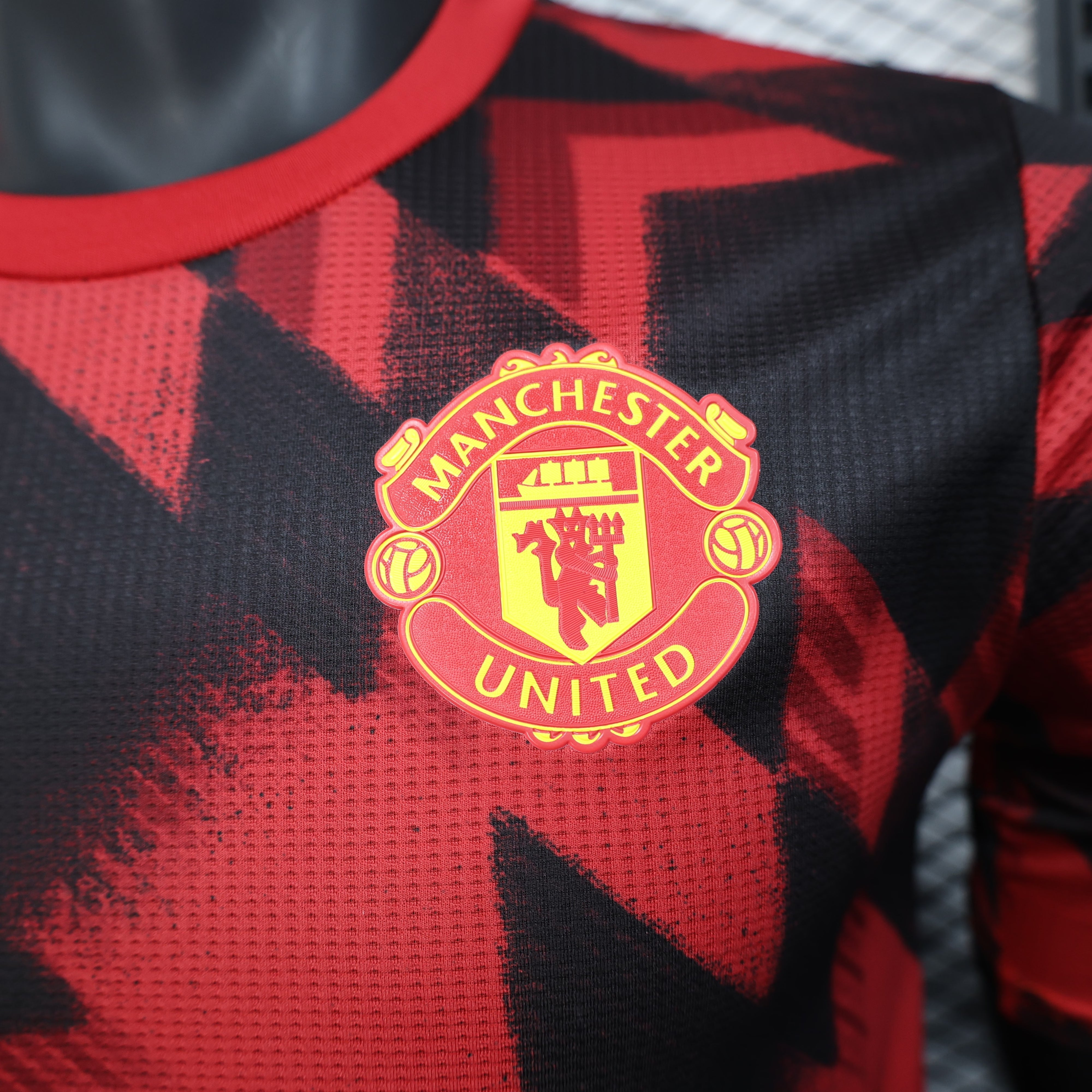2025-26 Manchester United Training Player S-2XL