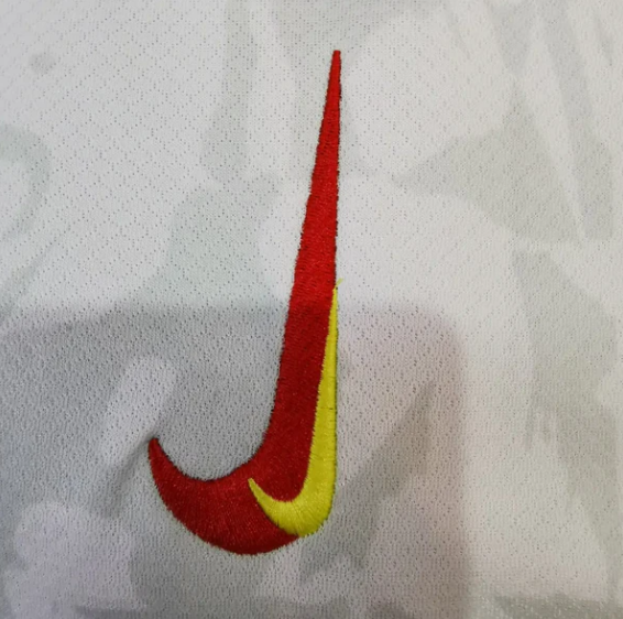 Liverpool 24-25 Away Stadium Jersey - Fans Version
